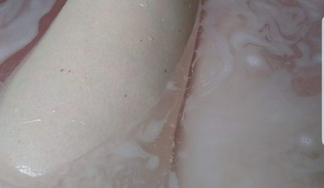 Foto di nudo di fuga di OnlyFans di Lola Loca