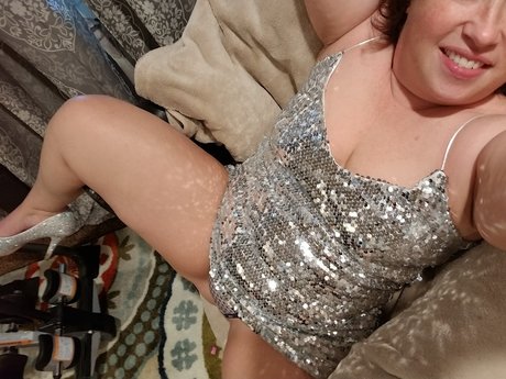 Foto di nudo di fuga di OnlyFans di Lunaluvswell