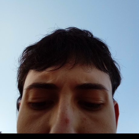 Foto di nudo di fuga di OnlyFans di Mark Uy
