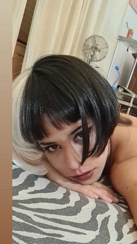 Foto di nudo di fuga di OnlyFans di Mari Milk