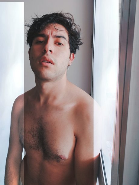 Foto di nudo di fuga di OnlyFans di Marco