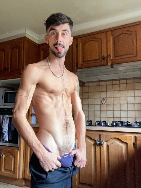 Foto di nudo di fuga di OnlyFans di Manmadman