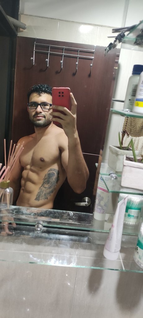 Foto di nudo di fuga di OnlyFans di Andrs Mendoza