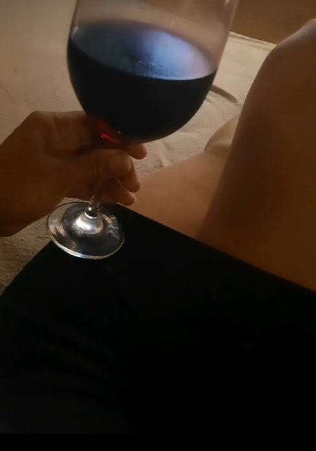 Foto di nudo di fuga di OnlyFans di Mayalins