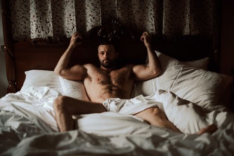 Foto di nudo di fuga di OnlyFans di Max Deeds Free Page