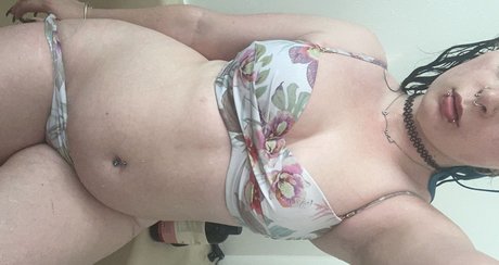Foto di nudo di fuga di OnlyFans di Mikaneko