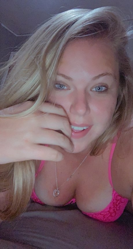 Foto di nudo di fuga di OnlyFans di Miss D