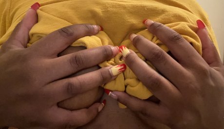 Foto di nudo di fuga di OnlyFans di Nailing It