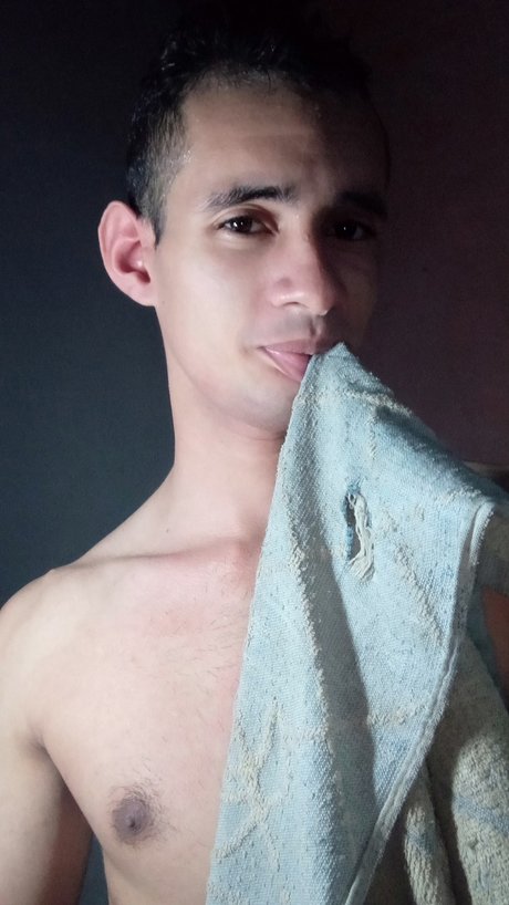 Foto di nudo di fuga di OnlyFans di Nelson Acevedo