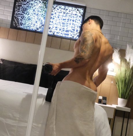 Foto di nudo di fuga di OnlyFans di Nayogee