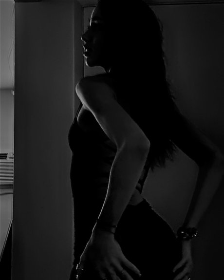 Foto di nudo di fuga di OnlyFans di Naughty Marie