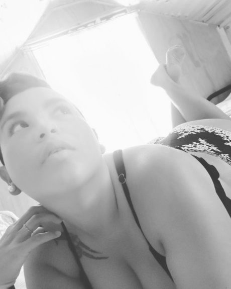 Foto di nudo di fuga di OnlyFans di Sexybom