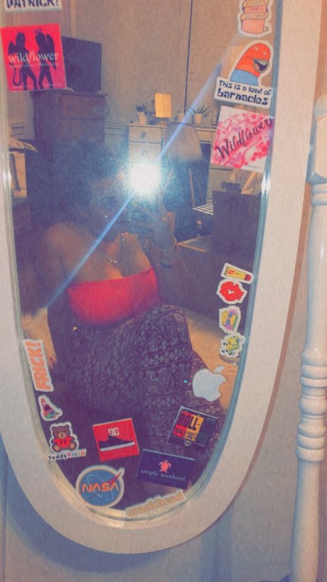 Foto di nudo di fuga di OnlyFans di Natalie