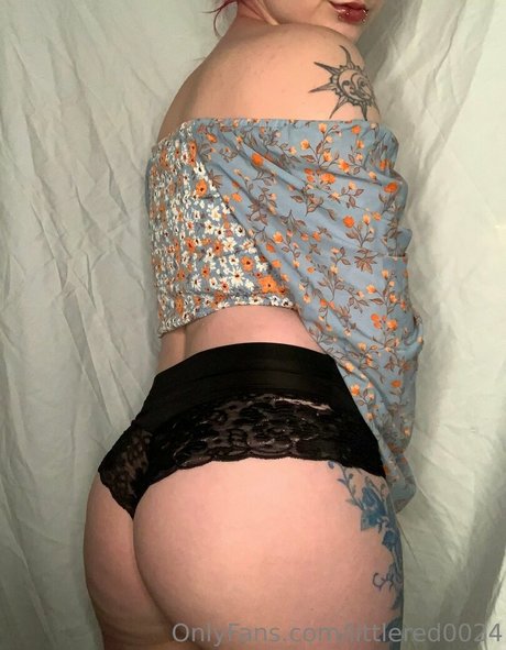 Foto di nudo di fuga di OnlyFans di Scarlettsin24