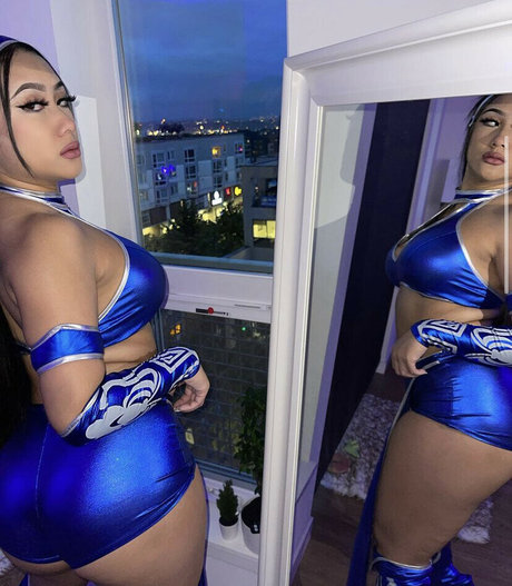 Foto di nudo di fuga di OnlyFans di Beamer Babe