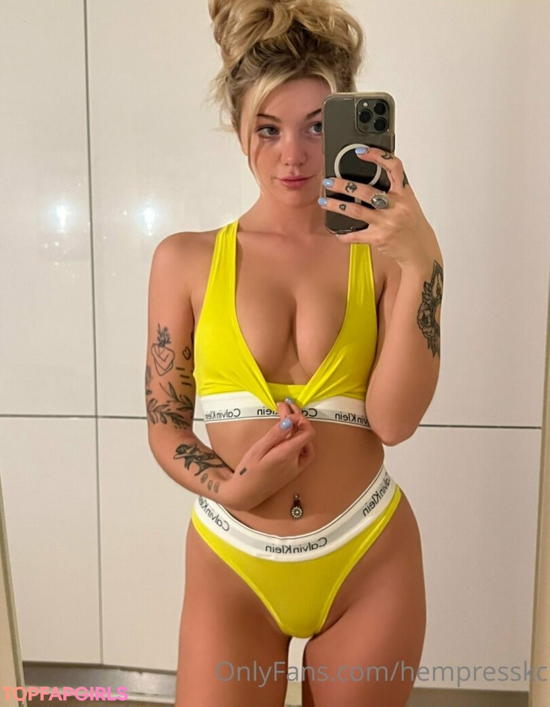 Foto di nudo di fuga di OnlyFans di Hempresskc #1758