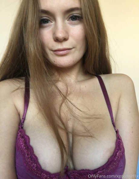 Foto di nudo di fuga di OnlyFans di Xgoodgirl1x