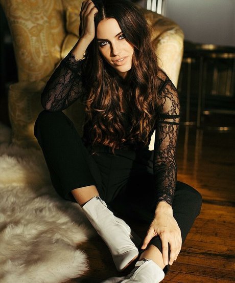 Foto di nudo di fuga di OnlyFans di Jessica Lowndes