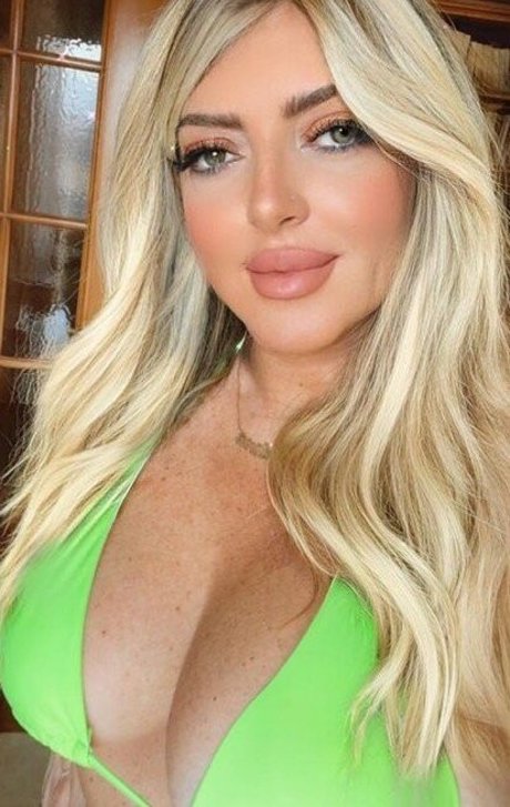Foto di nudo di fuga di OnlyFans di Flaviana Basta