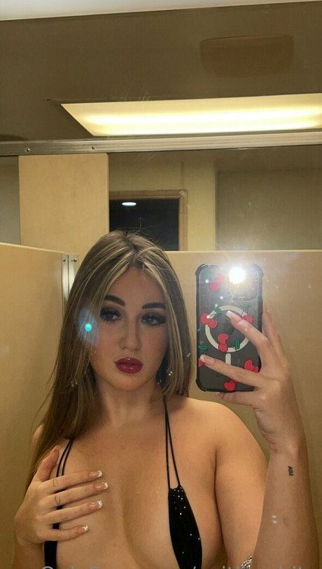 Foto di nudo di fuga di OnlyFans di Kikicherryof