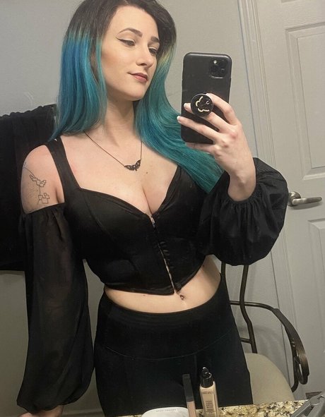 Foto di nudo di fuga di OnlyFans di Kristenraettv