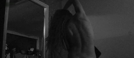Foto di nudo di fuga di OnlyFans di Isild Le Besco