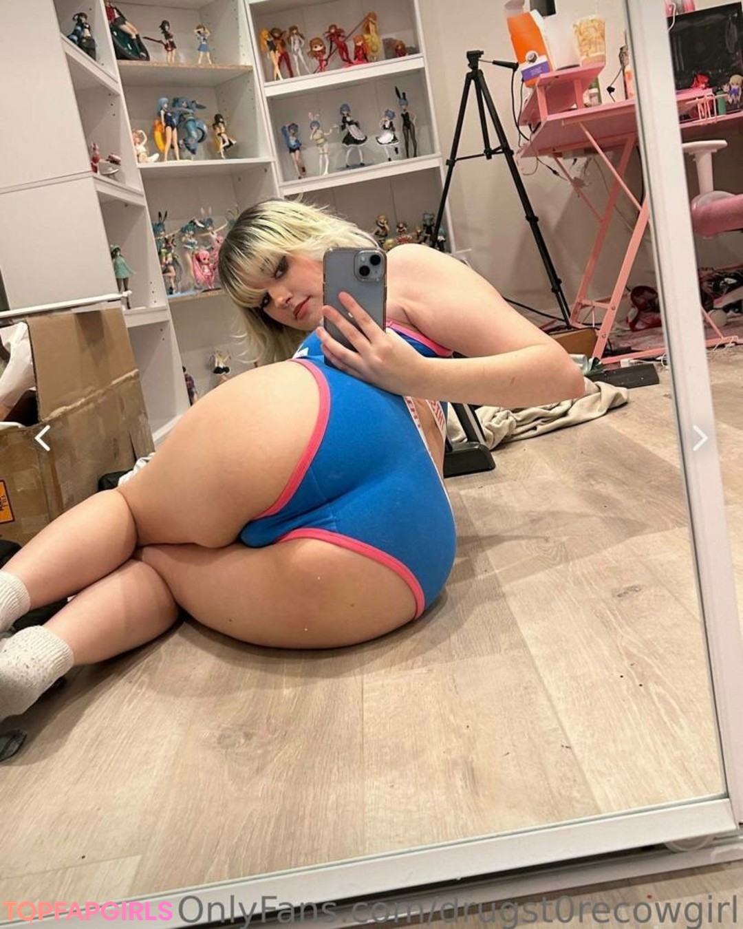 Foto di nudo di fuga di OnlyFans di Drugstorecowgir1 #89 Foto di nudo di fuga di OnlyFans di Drugstorecowgir1 #89