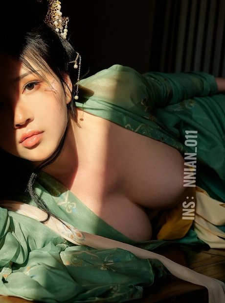 Foto di nudo di fuga di OnlyFans di Nnian