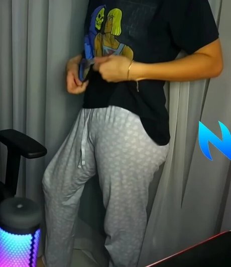 Foto di nudo di fuga di OnlyFans di Loudmii