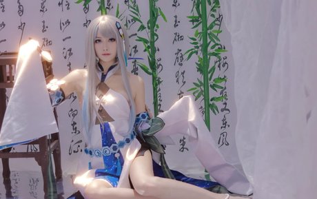 Arisa Cosplay