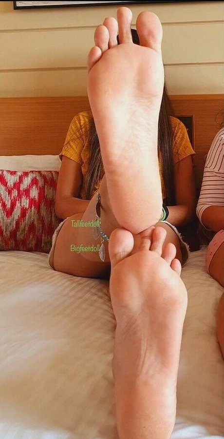 Foto di nudo di fuga di OnlyFans di Tallfeetdoll15