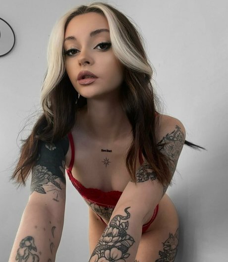 Foto di nudo di fuga di OnlyFans di Amelciasiri