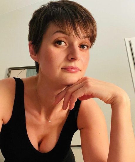 Foto di nudo di fuga di OnlyFans di Mashanova