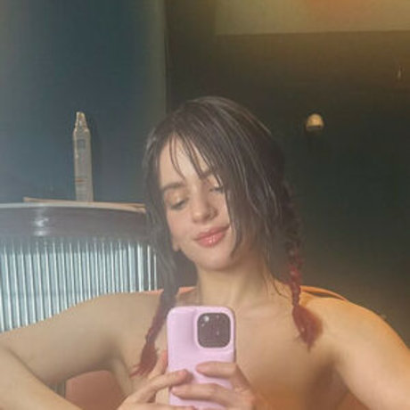 Foto di nudo di fuga di OnlyFans di Rosalia