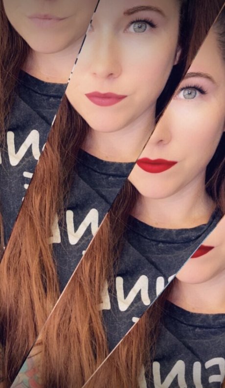 Foto di nudo di fuga di OnlyFans di Allie Sin