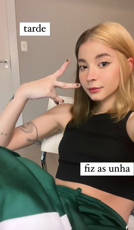 Foto di nudo di fuga di OnlyFans di Thaiga