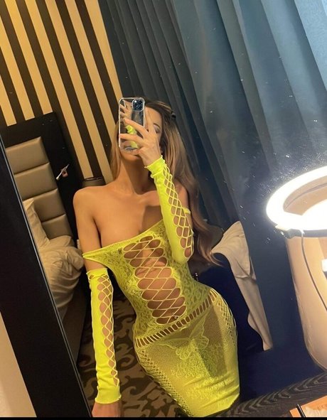 Foto di nudo di fuga di OnlyFans di Pinky Fox