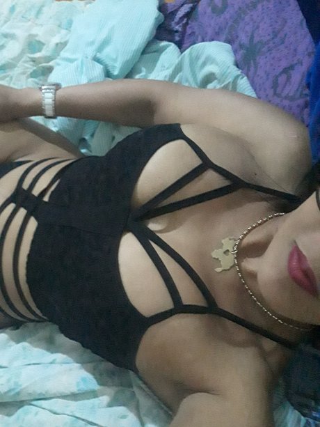 Foto di nudo di fuga di OnlyFans di Penelope