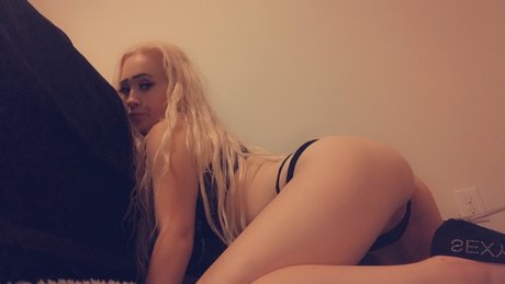 Foto di nudo di fuga di OnlyFans di Bella 