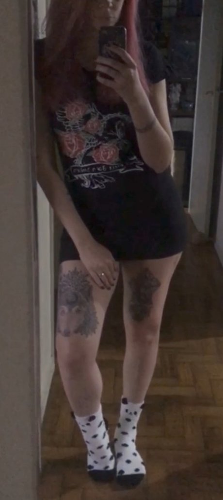 Foto di nudo di fuga di OnlyFans di Paty Colours
