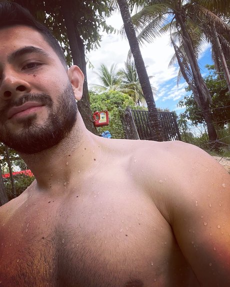 Foto di nudo di fuga di OnlyFans di Andrs Felipe Fernndez Salgado