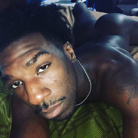 Foto di nudo di fuga di OnlyFans di Sosapink88