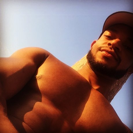 Foto di nudo di fuga di OnlyFans di Stefan