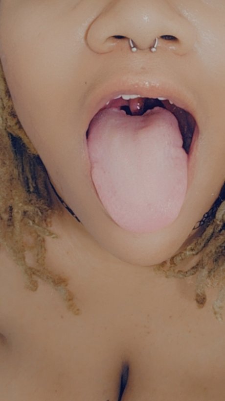 Foto di nudo di fuga di OnlyFans di Jaz