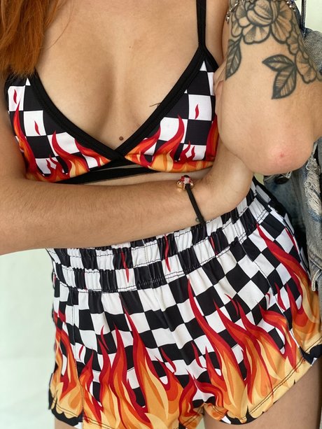 Foto di nudo di fuga di OnlyFans di Rita Berge