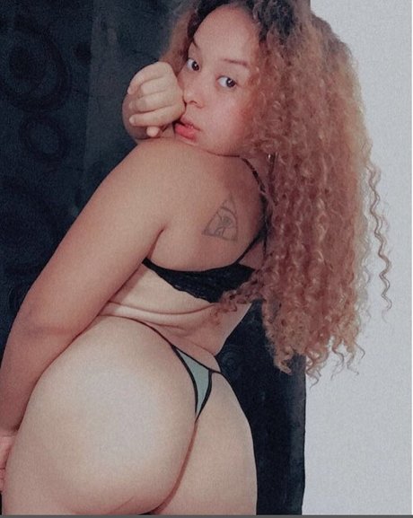 Foto di nudo di fuga di OnlyFans di Raquel 