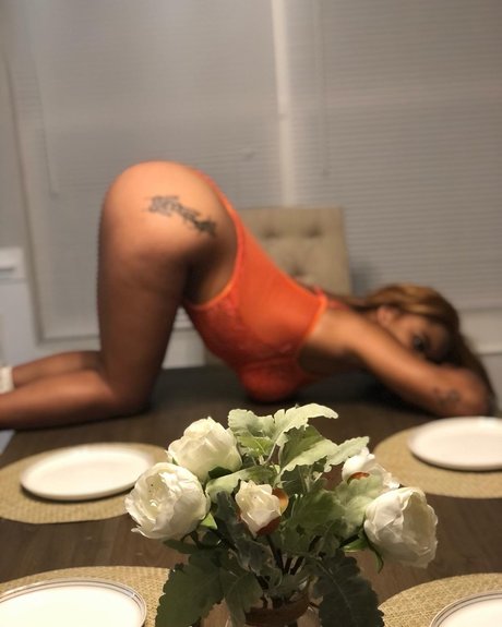Foto di nudo di fuga di OnlyFans di Marianna