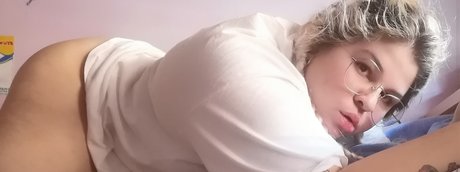 Foto di nudo di fuga di OnlyFans di Mara 