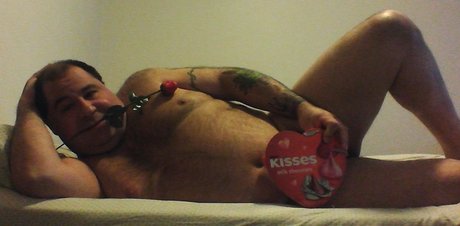 Foto di nudo di fuga di OnlyFans di Armand Amore