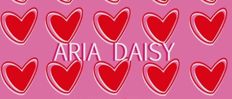 Foto di nudo di fuga di OnlyFans di Aria Daisy